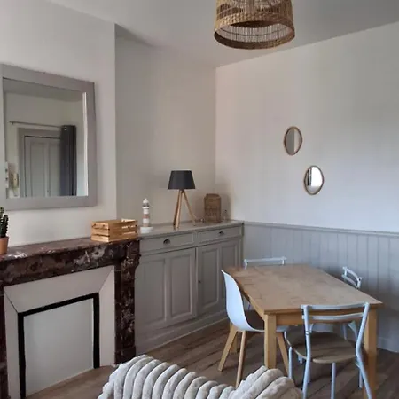 Apartment Emeraude Appt 2 *